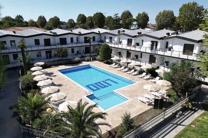 Ferienhaus für 6 Personen, mit Pool