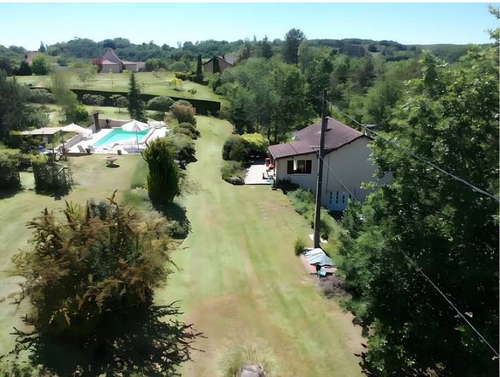 Maison de vacances 'Maison Joie De Vivre' avec vue sur la montagne, terrasse privée et Wi-Fi in Cénac-et-Saint-Julien, Périgord Noir