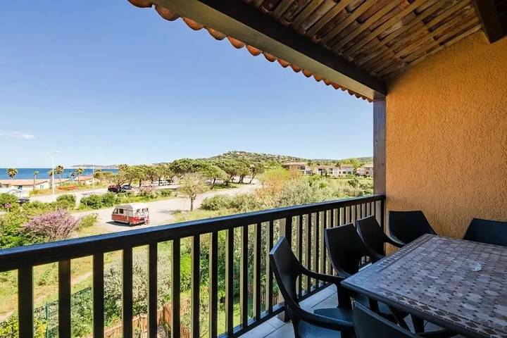 Appartement de vacances pour 6 personnes, avec piscine