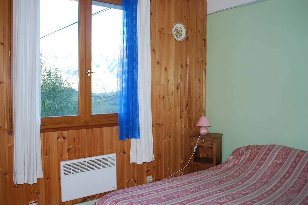 Les Chamois ** agréement préfectoral 04-073-0252 in Le Sauze, Enchastrayes