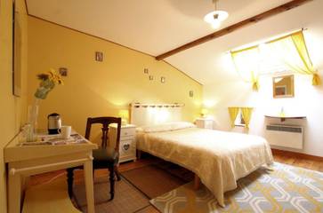 Chambre D’hôte pour 2 Personnes dans Polignac, Haute-Loire, Photo 1