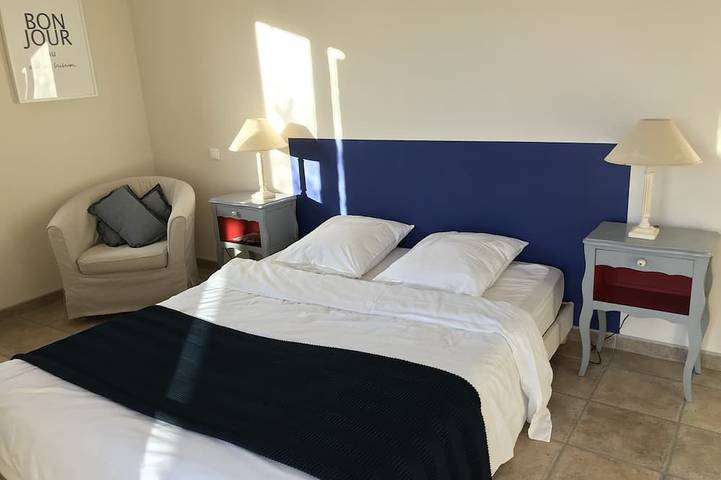 Freistehende Villa! Privater Pool und Luxus für die ganze Familie in Bonnieux, Regionaler Naturpark Luberon