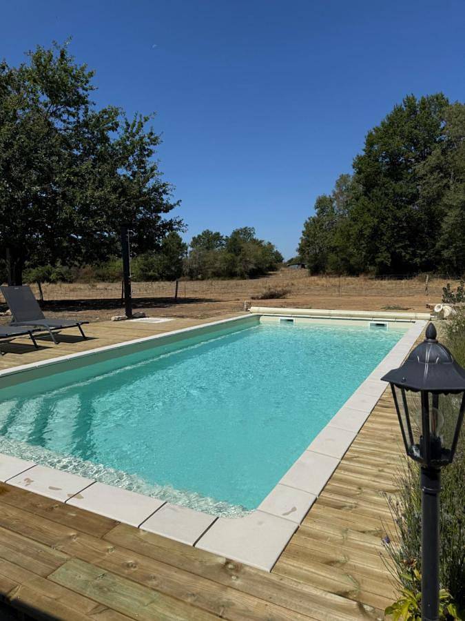 Maison de vacances pour 3 personnes, avec Terrasse ainsi que Jardin et Piscine