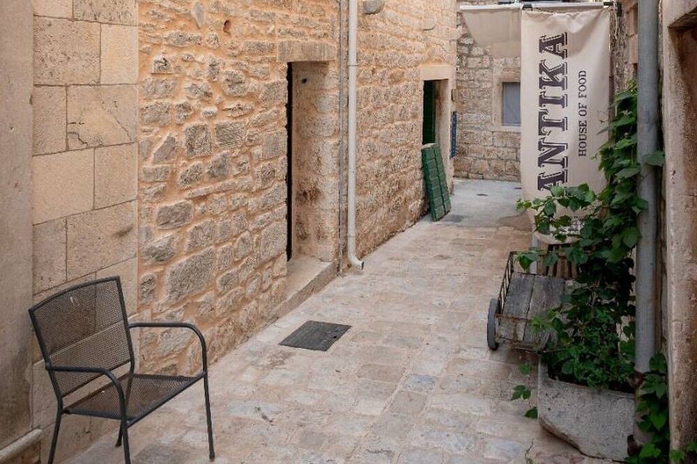 Maison de vacances près de la mer Stari Grad, Hvar (K-24810) in Stari Grad, Hvar