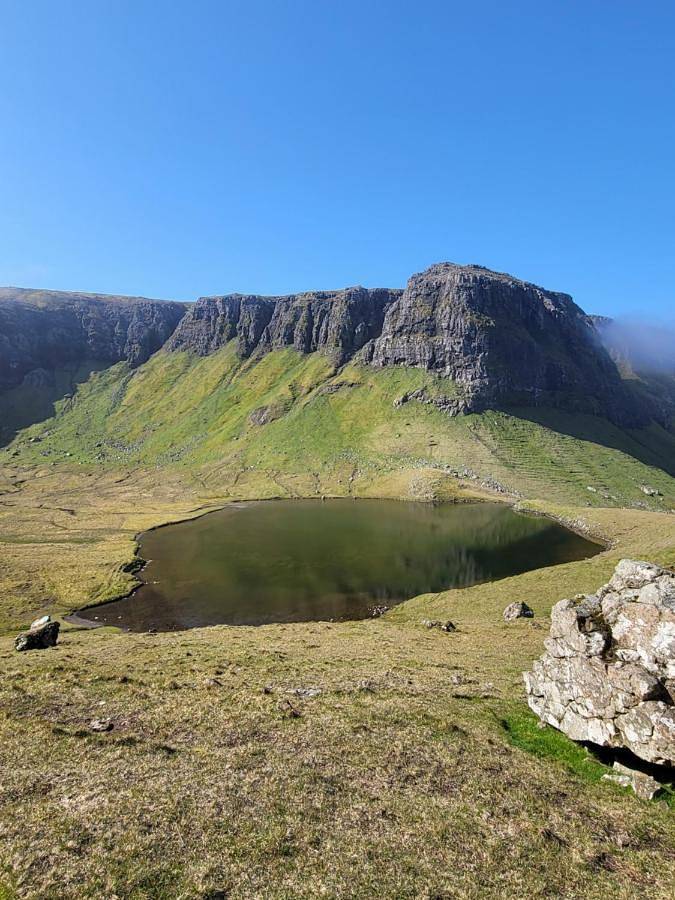 Maison d’hôte pour 9 personnes, avec terrasse ainsi que vue et vue sur le lac dans les Îles Féroé - 3