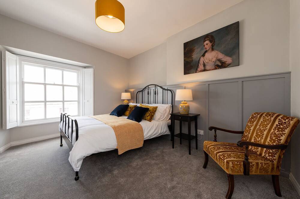 Ganze Wohnung, Luxus-Apartment-Eigenes Badezimmer-Blick zur Meerseite-Apartment 2C in Strangford Lough
