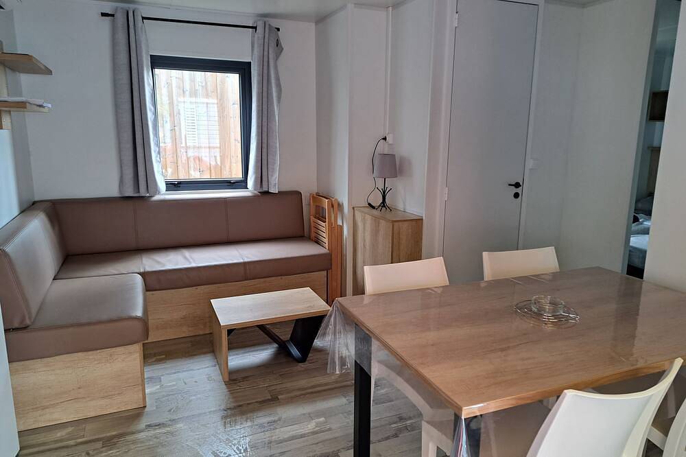 New Air Conditioned Mobil Home - Camping 5* - For 6 People with dishwasher in Lagorce, Ardèche