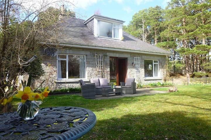 Villa for 10 people, with hot tub and garden - 1