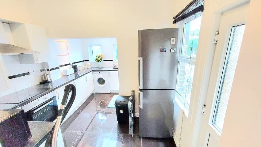 5Br House-Sleeps12-Garden-Familyfriendly in Chatham (Großbritannien), Kent Downs