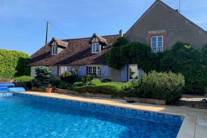 Location de vacances pour 6 personnes, avec jardin à Saint-Denis-sur-Loire