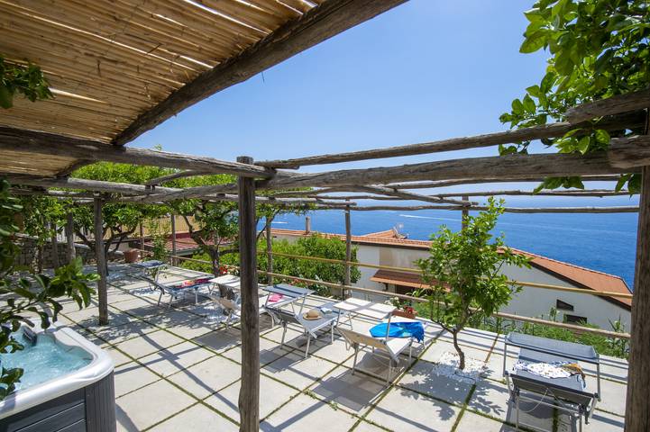 Casa Il Riccio in Praiano, Sorrento Coast
