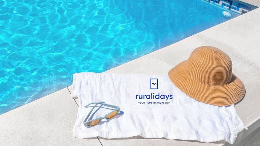 Casa rural para 6 personas, con balcón/terraza y piscina en El Borge - 4