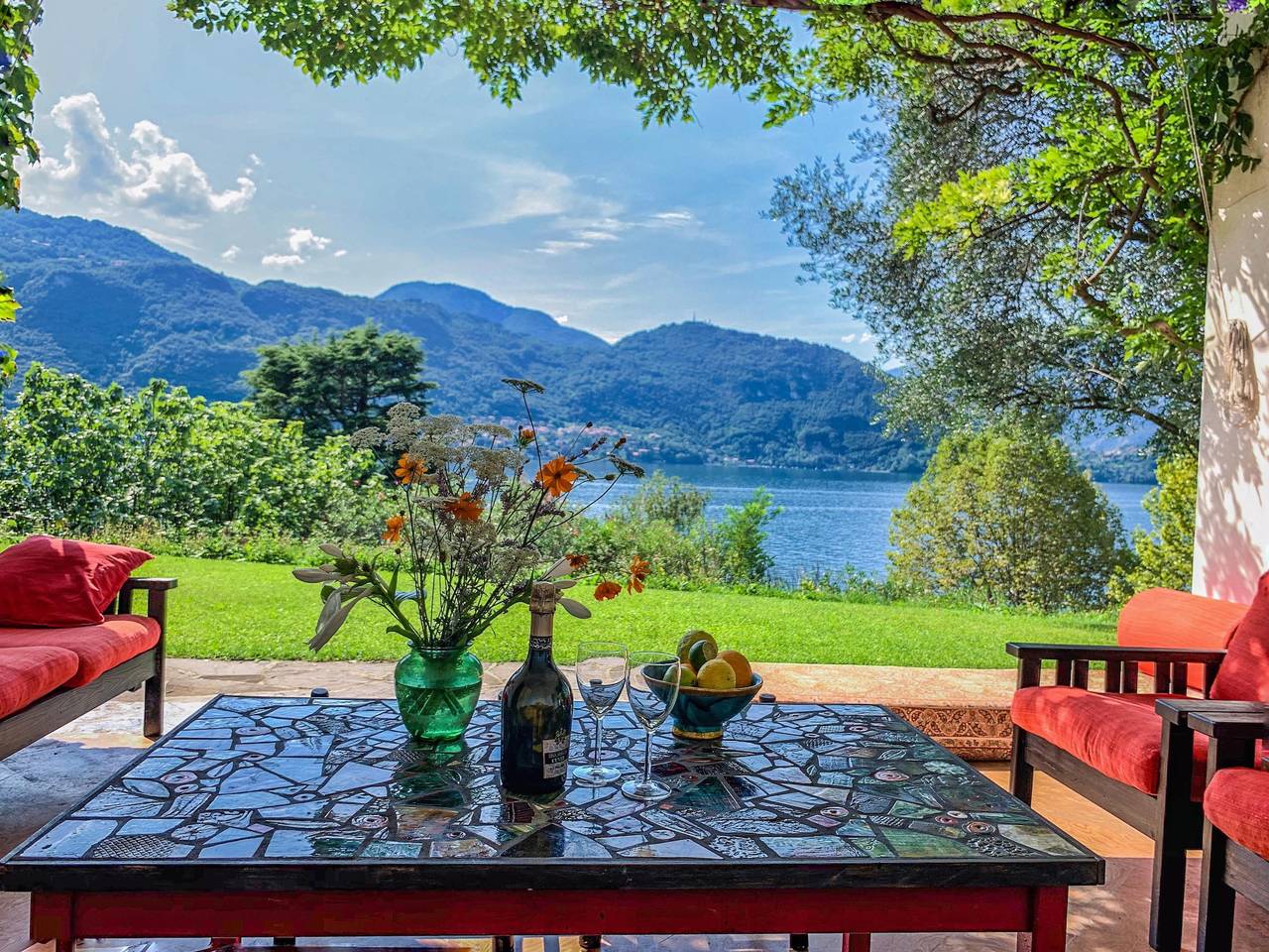 Villa "Pitti" close to Lake Como with Pool, Garden & Terrace in Lierna, Prealpi Bergamasche Occidentali