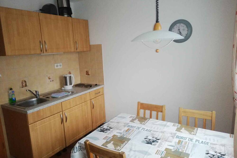 Apartamento entero, Apartamento vacacional Terraza con vistas al agua in Dewichow, Mellenthin