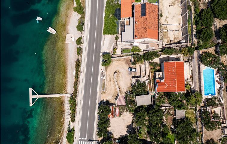 Gemütliche 2-Zimmer-Wohnung mit Pool, 500 m vom Strand entfernt und mit moderner Ausstattung in Zaton, Grad Dubrovnik