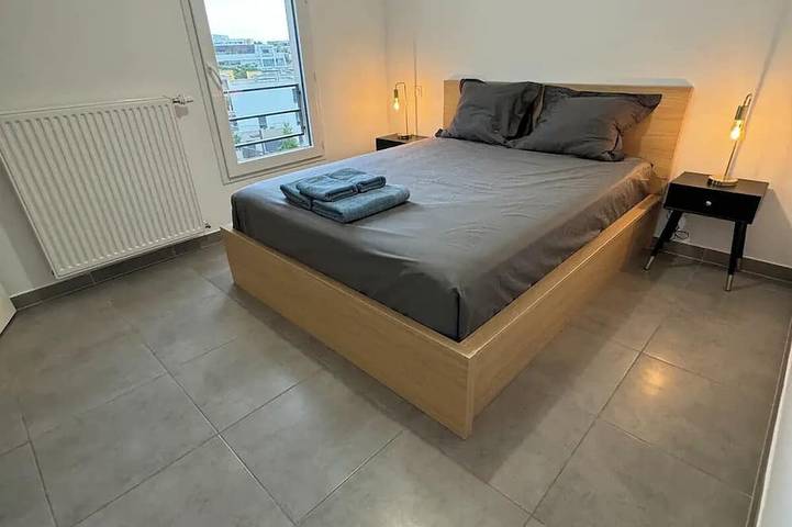 Ganze Wohnung, Luxurious 5 pc + Jacuzzi + rooftop + terrace + air conditioning in Croix d'Argent, Montpellier