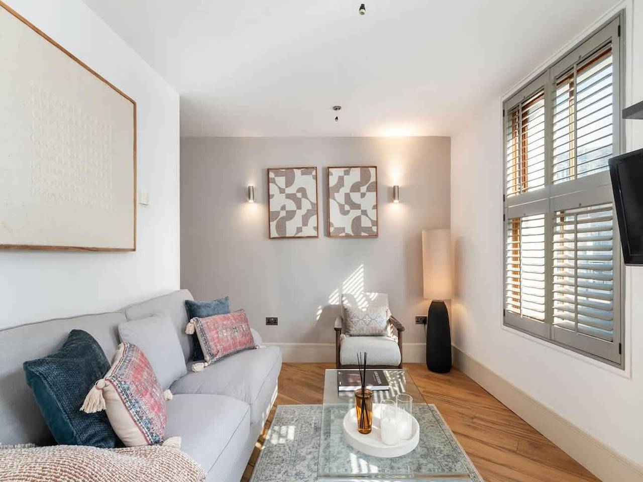 Entire holiday apartment, Modern Fulham 1-Bedroom Apartment in Hammersmith and Fulham, London