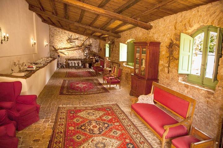 Location de vacances pour 2 personnes, avec vue ainsi que jardin et piscine à Enna - 4