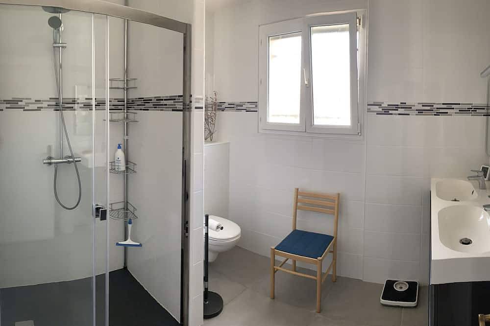 Gîte***** grand confort, climatisé, piscine, proche loisirs et commerces in Albi, Région d'Albi