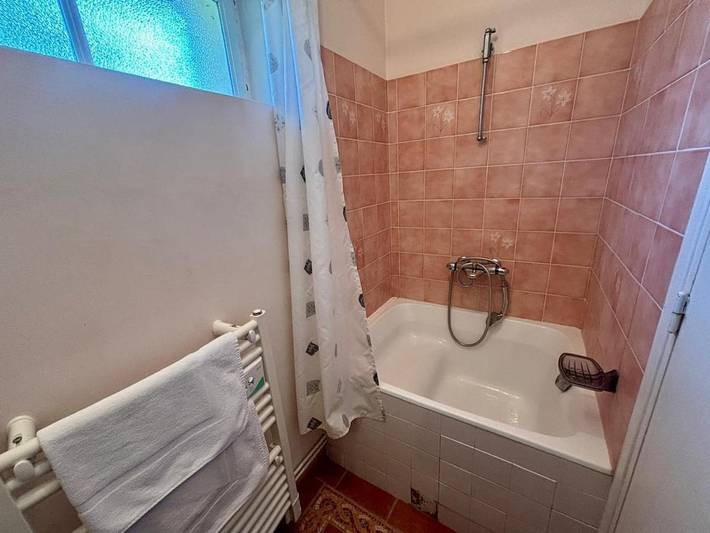 Location de vacances pour 8 personnes, avec jardin à Marigné-Laillé - 4