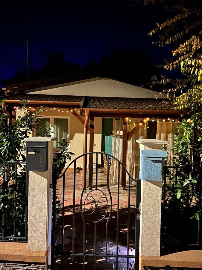 Ferienwohnung für 2 Personen, mit Garten und Ausblick sowie Terrasse - 1