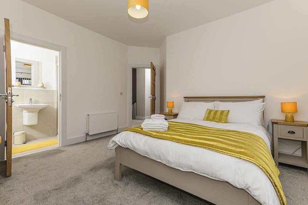 Geräumiges Luxushaus. In der Nähe der Stadt. Firmen willkommen. Neue Off-Peak-Preise in Belfast, Grafschaft Down