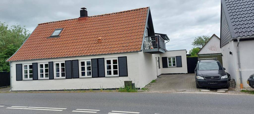 Geräumiges Ferienhaus mit 240 m² auf privatem, geschlossenem Grundstück – ideal für Familien in Rønde, Süddjursland