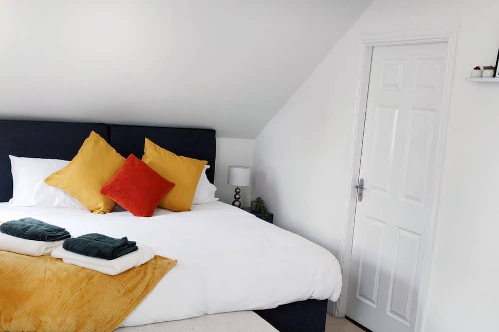 Entire apartment, Brand new bright & spacious apartment with views over Leamington Spa in Leamington Spa, Warwickshire