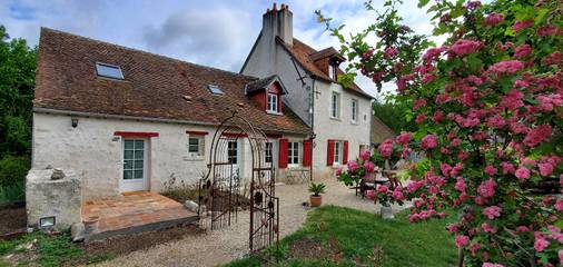 Chambre d’hôte pour 4 personnes, avec jardin ainsi que jacuzzi et piscine, animaux acceptés dans le Loir-et-Cher