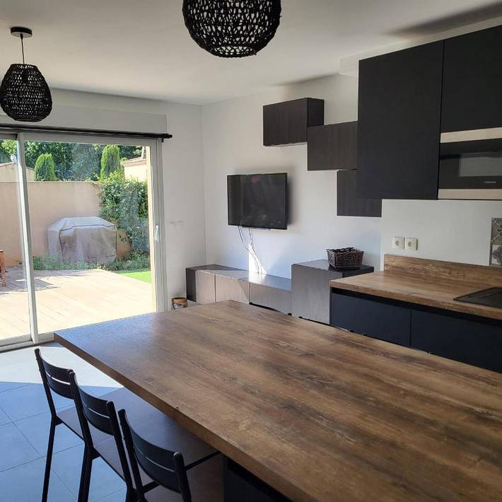 Location de vacances pour 8 personnes, avec jardin, adapté aux familles à Rousset - 3