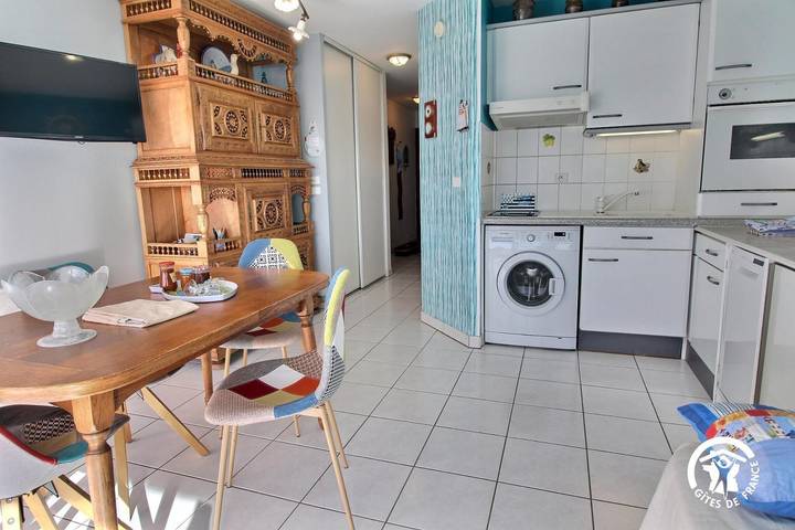 Gîte pour 2 personnes, avec terrasse et piscine à Ploemeur - 3