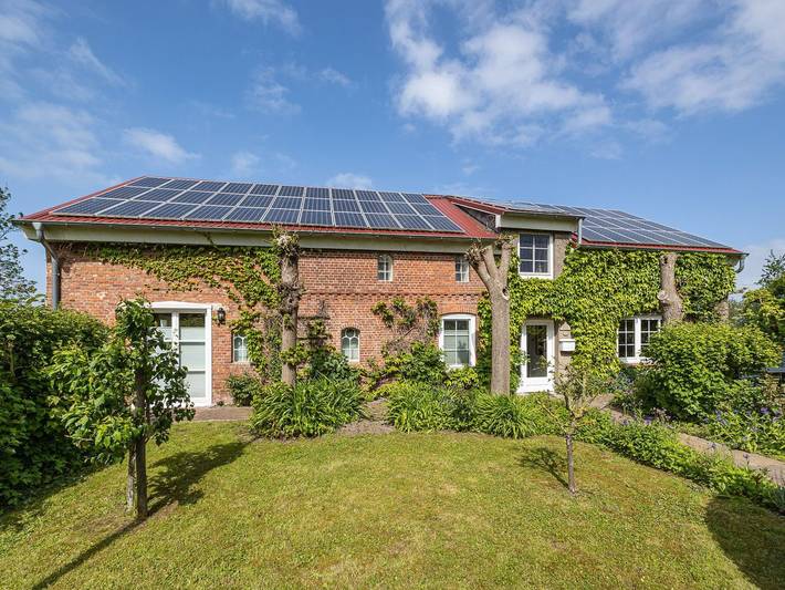 Bauernhof für 5 Personen, mit Terrasse und Garten sowie Sauna und Ausblick