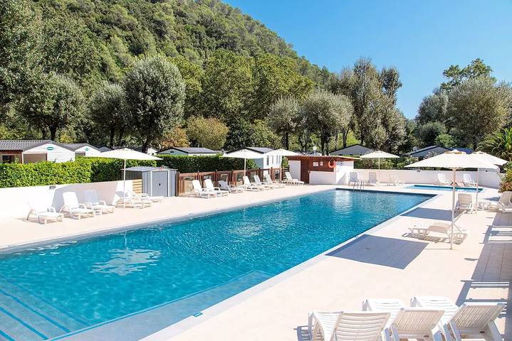 Wohnwagen für 4 Personen, mit Pool und Terrasse - 1