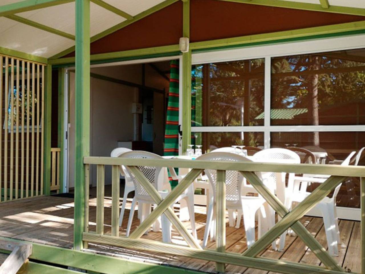 Chalet in Collias with Terrace for 6 Guests in Collias, Nimes region