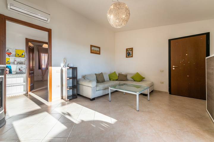 Hel lejlighed, Apartement 'Casa Dudú' with Balcony, A/C & Wi-Fi in Quartucciu, Campidano