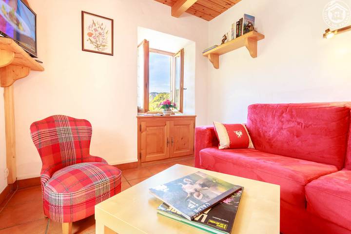 Gîte pour 4 personnes, avec jardin à Flumet - 2