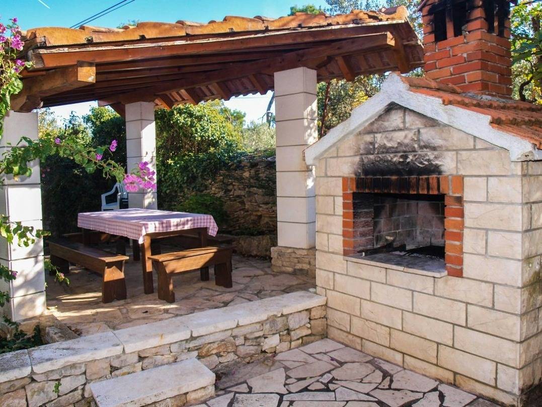 Appartamento intero, Appartamento di una stanza con terrazzo e vista mare Postire - Postira, Brazza - Brač A-17323-c in Dol (Postira), Postire