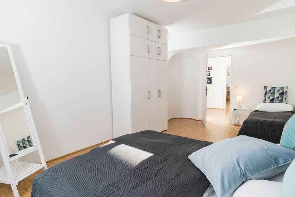Ganze Wohnung, Family Stay Near Kunsthaus Graz | Sleeps 6 in Graz, Steirerland