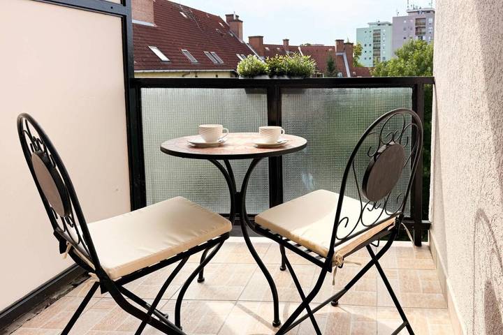 Gîte pour 6 personnes, avec terrasse à Eger - 3