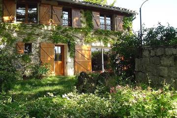 Maison de vacances pour 4 personnes, avec terrasse et jardin dans le Tarn