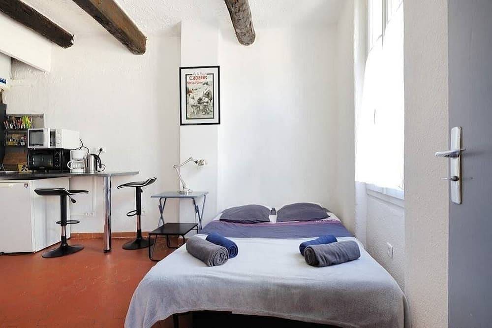 Entire apartment, ⭐ Le Platane Apartment - 2nd Floor - Enjoy Provence in Pertuis, Parc naturel régional du Luberon