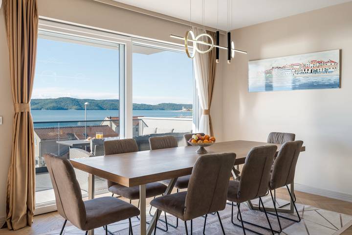 Ferienwohnung für 8 Personen, mit Balkon in Sibenik - 3
