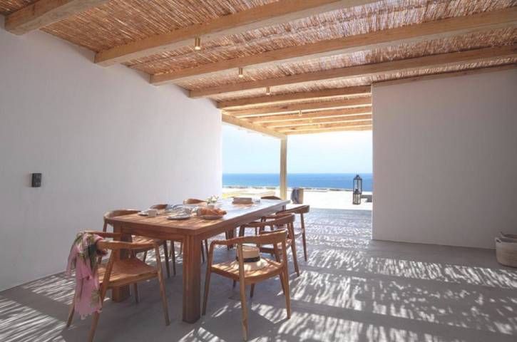 Location de vacances pour 8 personnes, avec jardin et vue sur l’océan dans Kalafatis - 4