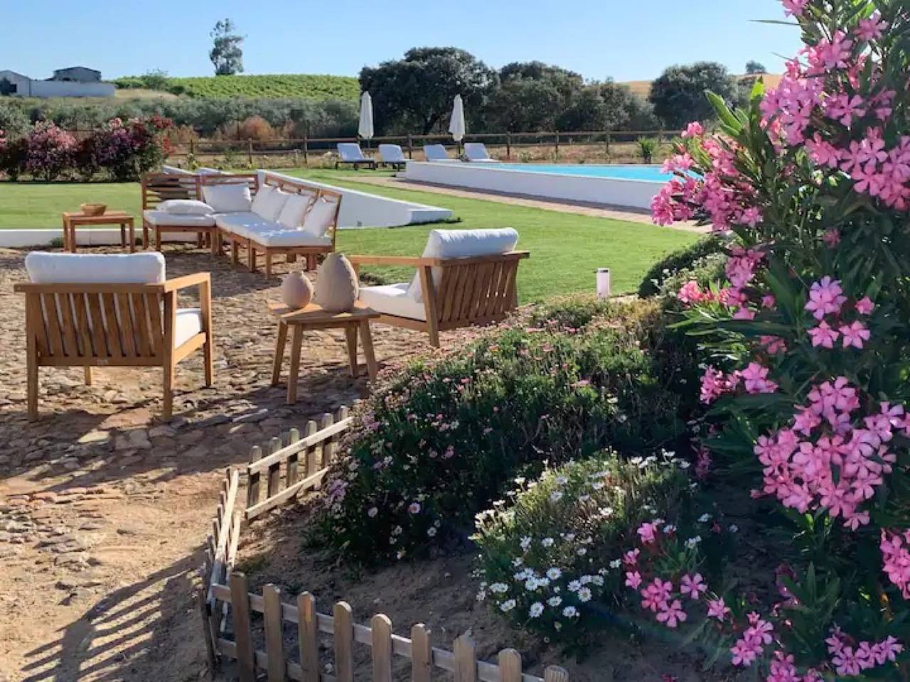 Holiday Home 'Monte Capitão' with Private Pool, Private Terrace and Wi-Fi in Serpa, Beja Distrikt