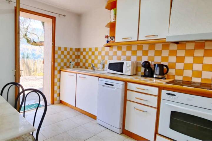 Location de vacances pour 8 personnes, avec jardin, animaux acceptés à Le Bar-sur-Loup - 2