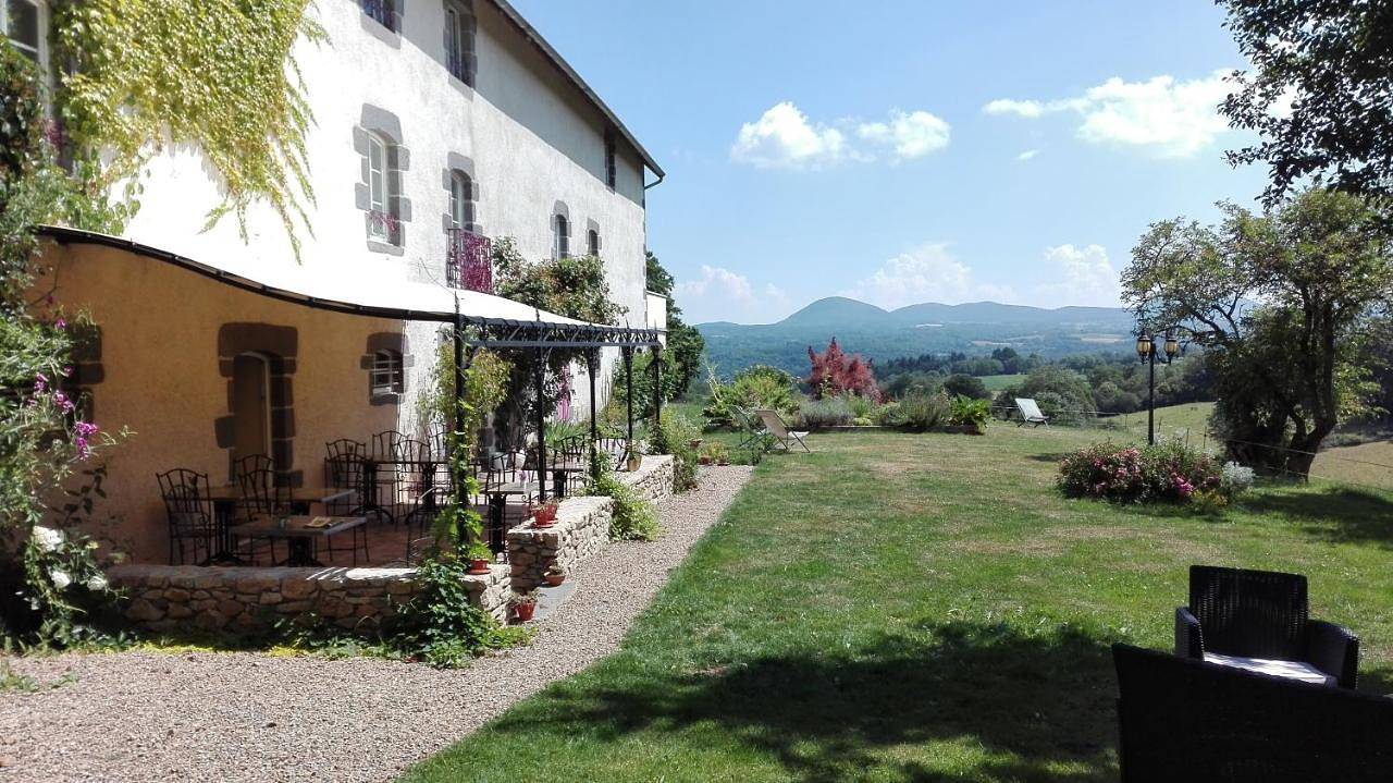 Five-Bedroom House in Bromont-Lamothe, Parc naturel régional des Volcans d'Auvergne