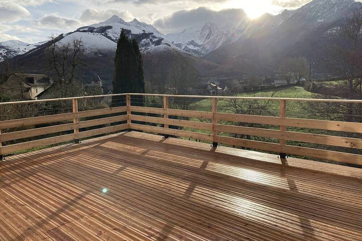 Location de vacances pour 5 personnes, avec jardin et terrasse à Osse-en-Aspe