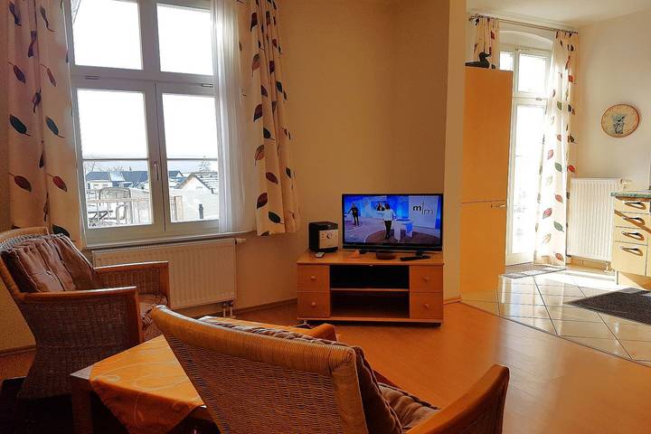 Ferienwohnung für 3 Personen, mit Balkon in Ahlbeck - 2