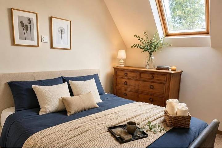 Location de vacances pour 6 personnes, avec piscine ainsi que jardin et vue, animaux acceptés à Mohon