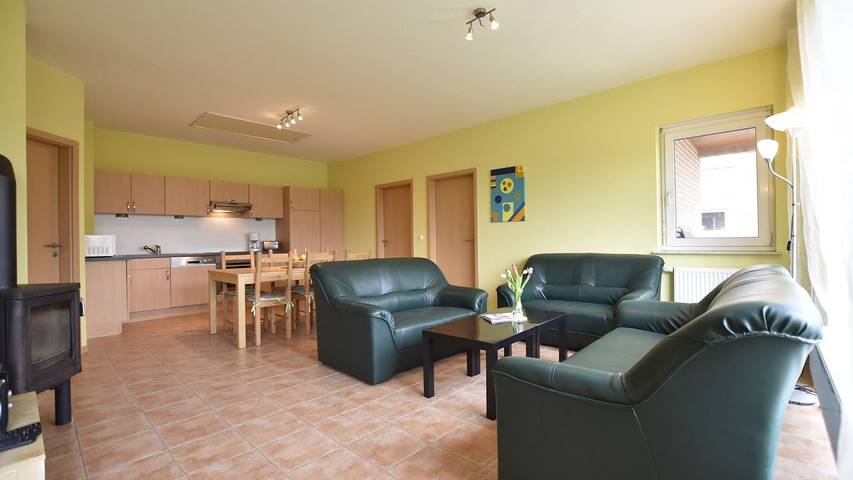 Ferienhaus für 12 Personen, mit Sauna und Terrasse sowie Garten in Zierow